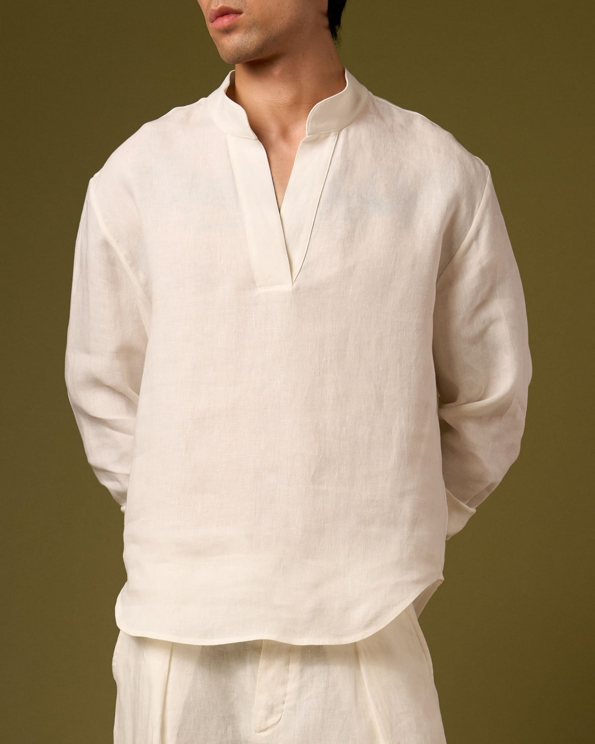 LINEN V-NECK SHIRT