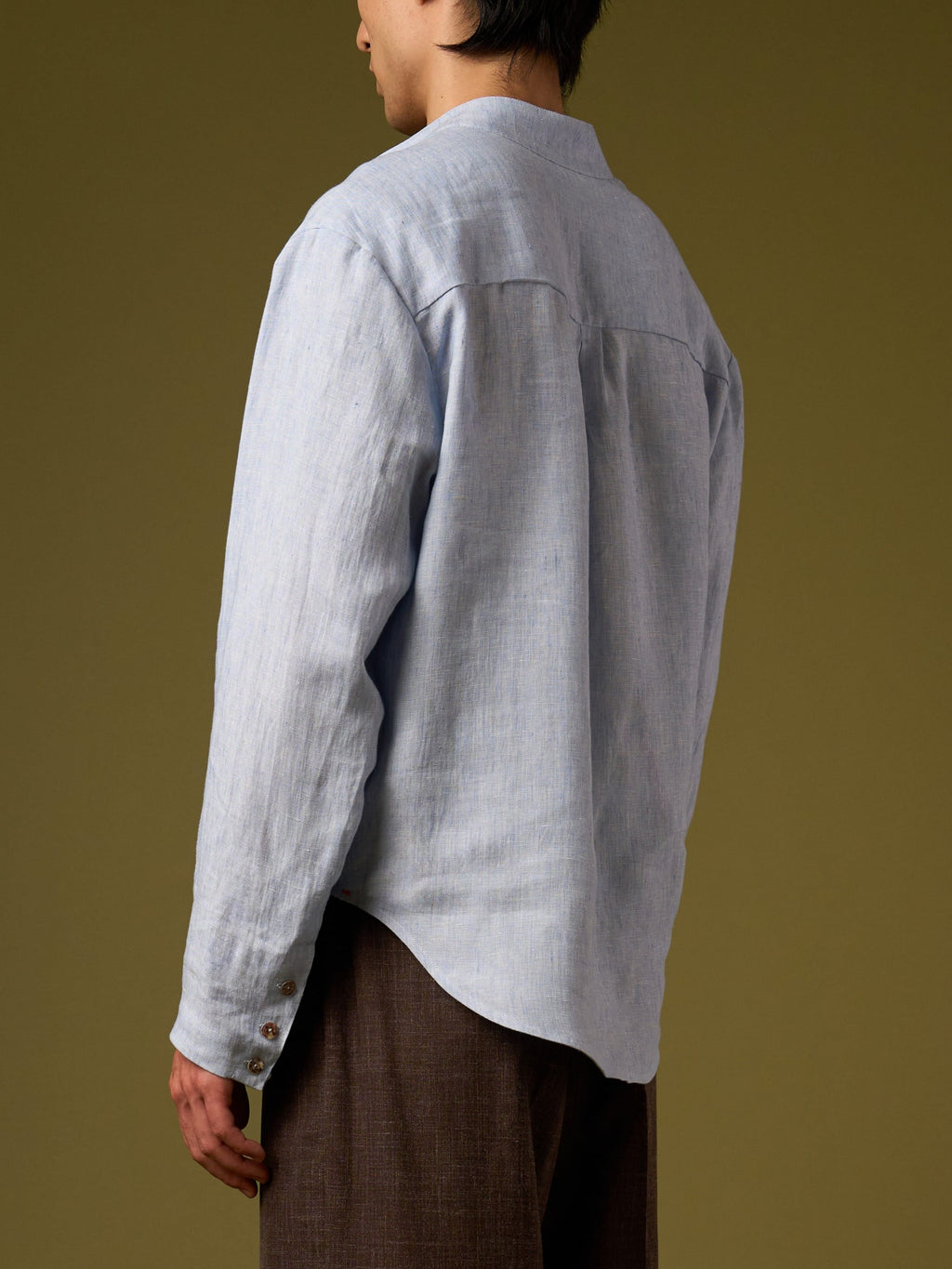 LINEN V-NECK SHIRT