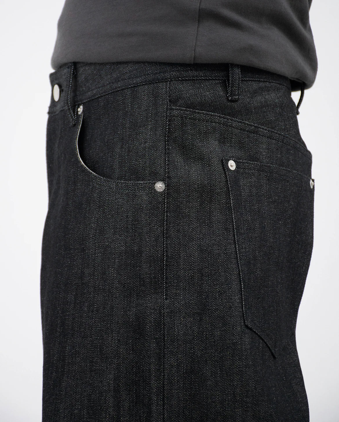 OKAYAMA RAW SELVEDGE BAGGY JEANS