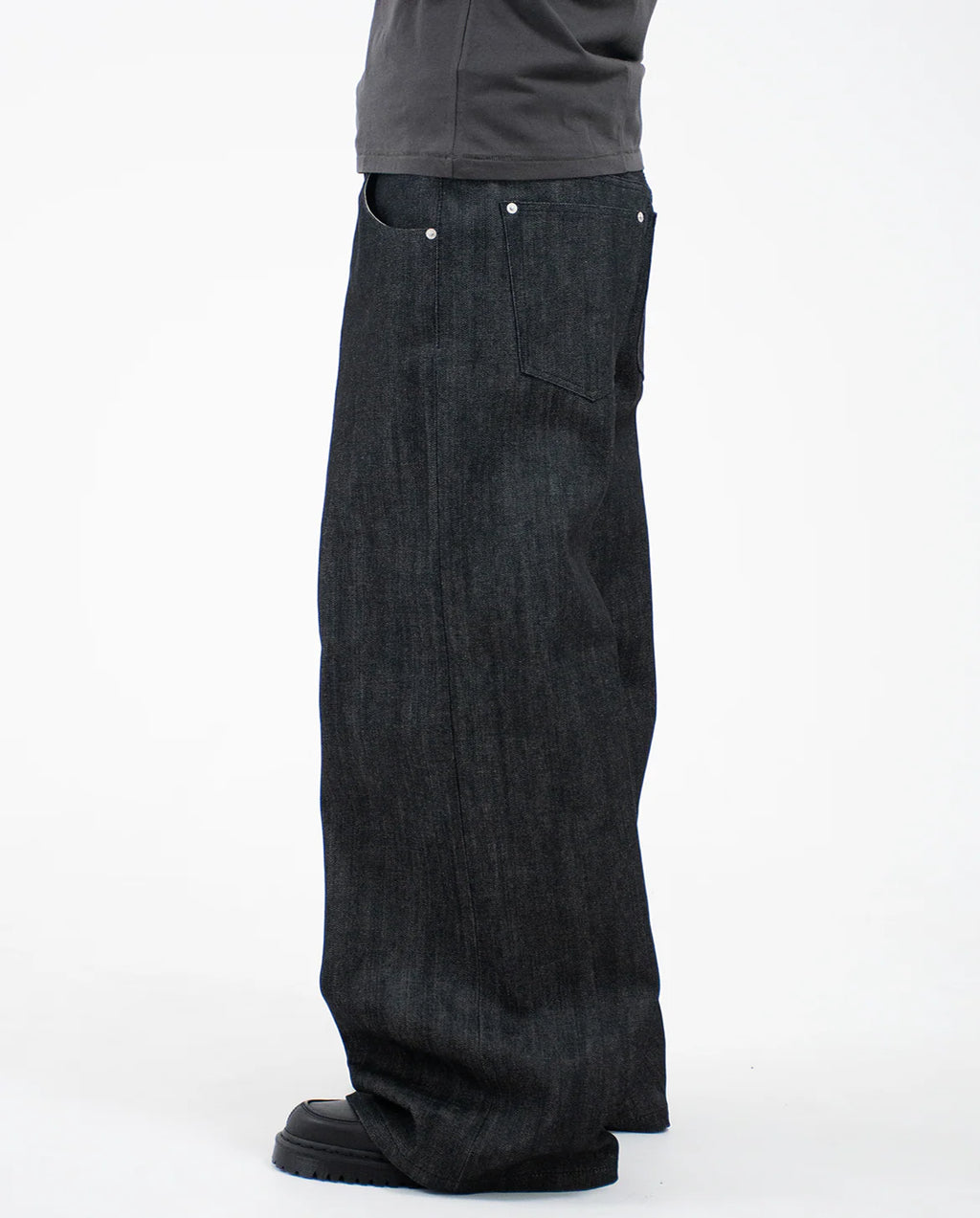 OKAYAMA RAW SELVEDGE BAGGY JEANS